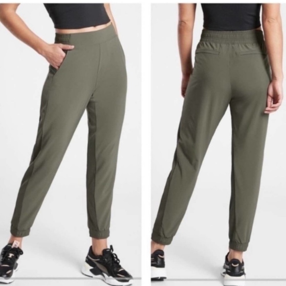 Athleta textured Brooklyn jogger
